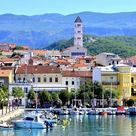 Apartments With A Parking Space Crikvenica - 13450 Exteriör bild
